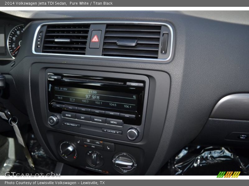 Pure White / Titan Black 2014 Volkswagen Jetta TDI Sedan