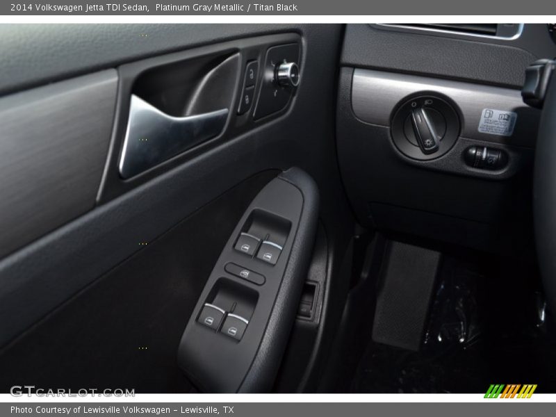 Platinum Gray Metallic / Titan Black 2014 Volkswagen Jetta TDI Sedan