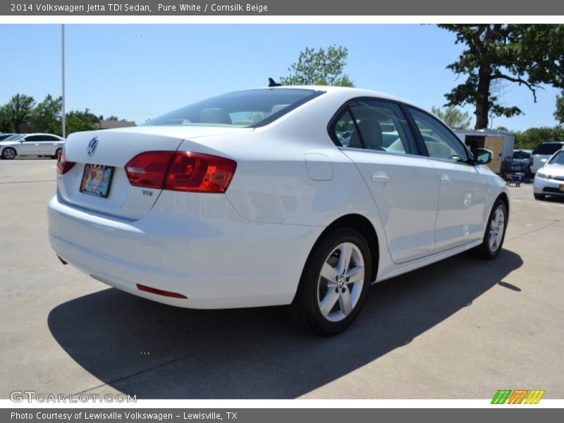 Pure White / Cornsilk Beige 2014 Volkswagen Jetta TDI Sedan
