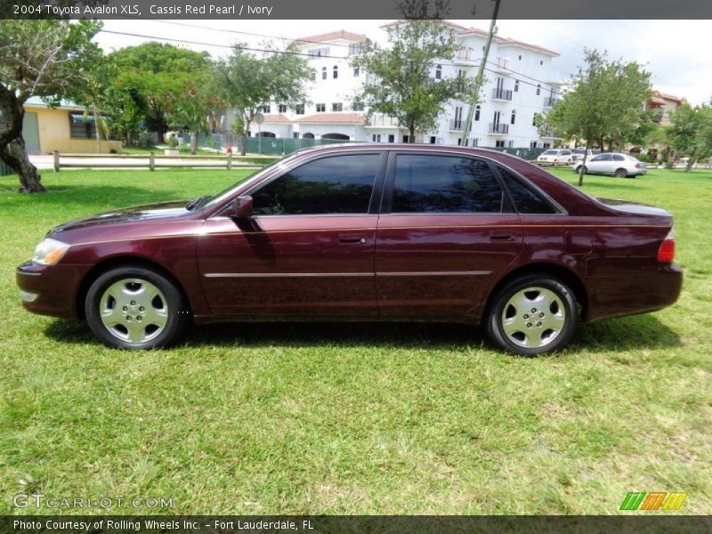 Cassis Red Pearl / Ivory 2004 Toyota Avalon XLS