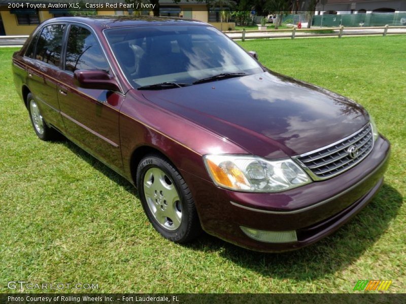 Cassis Red Pearl / Ivory 2004 Toyota Avalon XLS