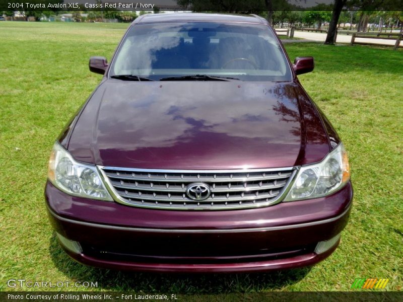 Cassis Red Pearl / Ivory 2004 Toyota Avalon XLS