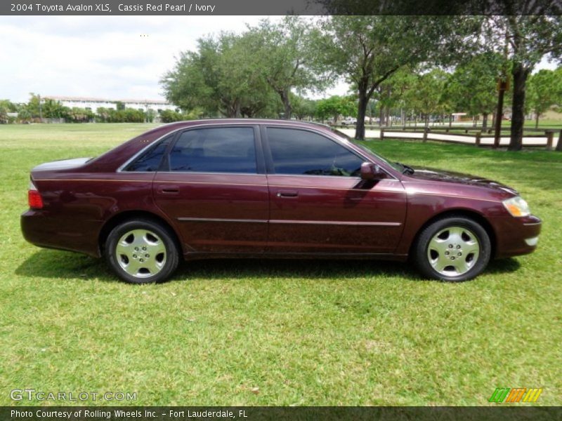 Cassis Red Pearl / Ivory 2004 Toyota Avalon XLS
