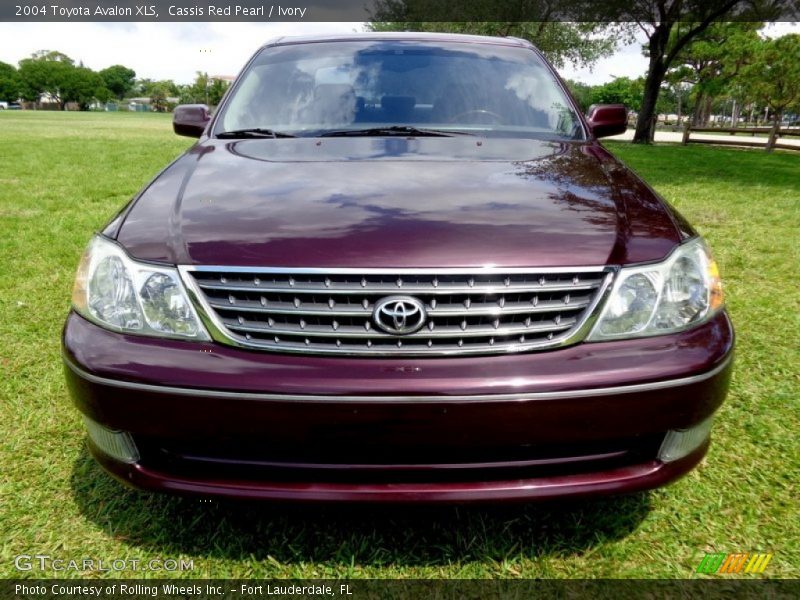 Cassis Red Pearl / Ivory 2004 Toyota Avalon XLS