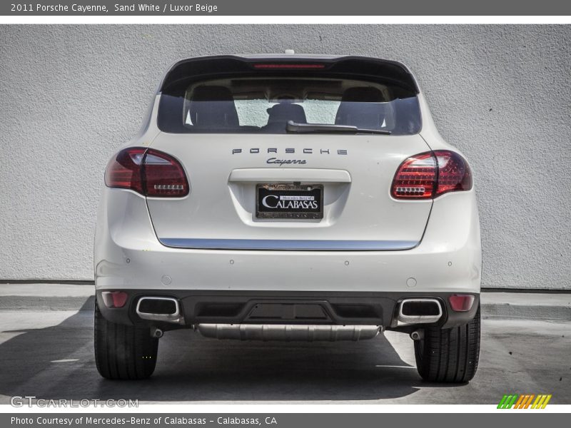 Sand White / Luxor Beige 2011 Porsche Cayenne