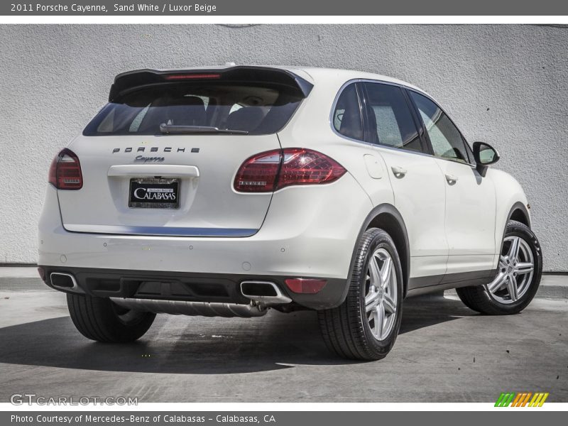Sand White / Luxor Beige 2011 Porsche Cayenne