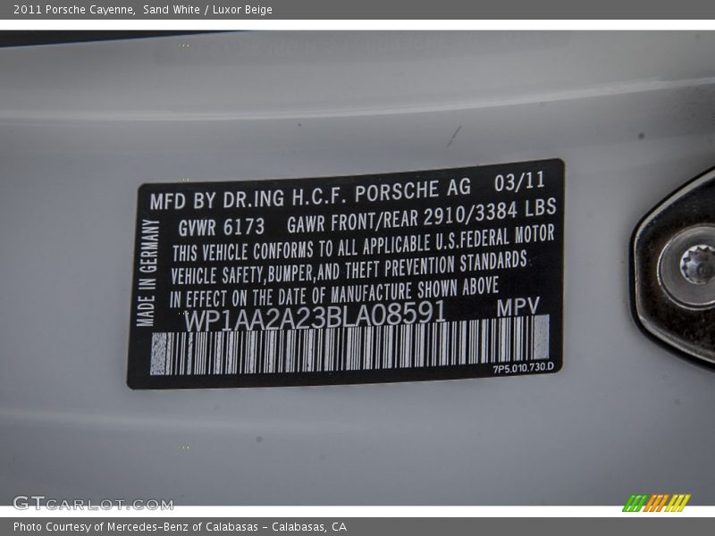 Sand White / Luxor Beige 2011 Porsche Cayenne