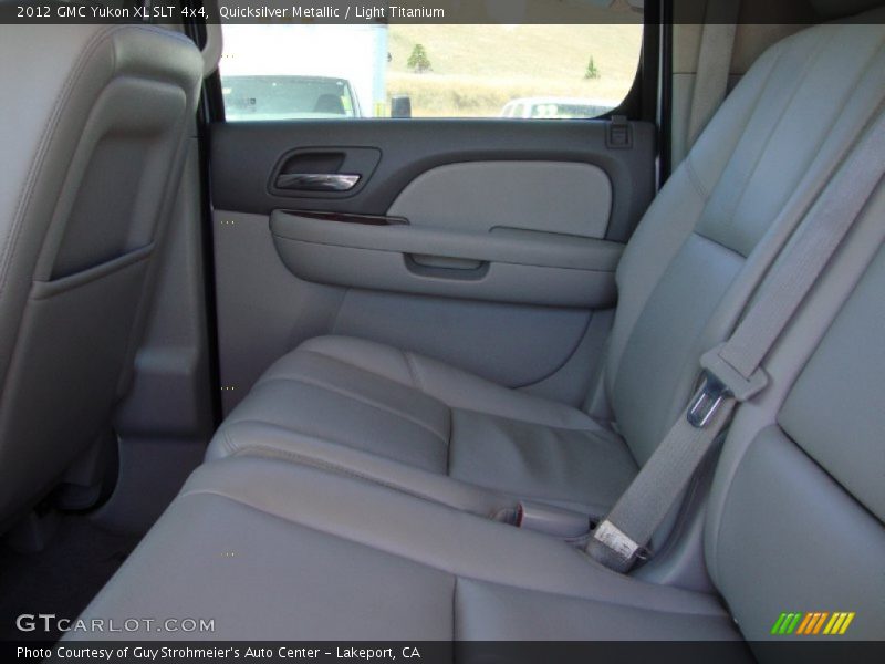 Quicksilver Metallic / Light Titanium 2012 GMC Yukon XL SLT 4x4