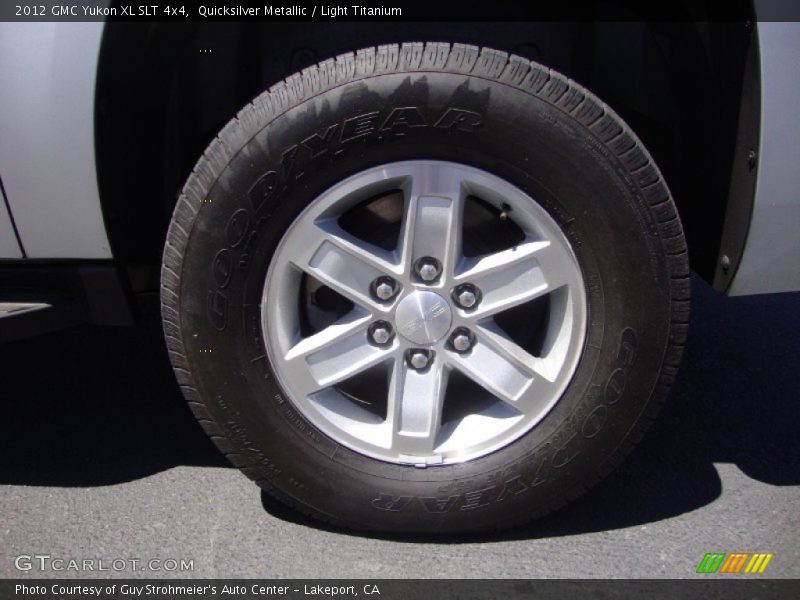 Quicksilver Metallic / Light Titanium 2012 GMC Yukon XL SLT 4x4