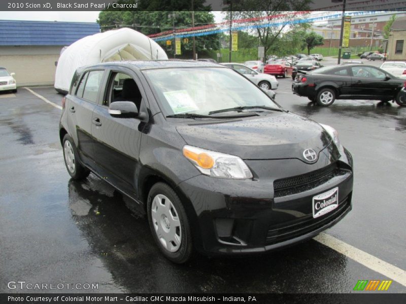 Black Sand Pearl / Charcoal 2010 Scion xD