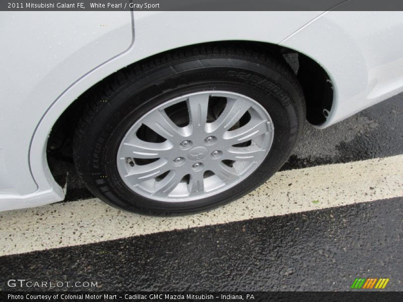 White Pearl / Gray Sport 2011 Mitsubishi Galant FE