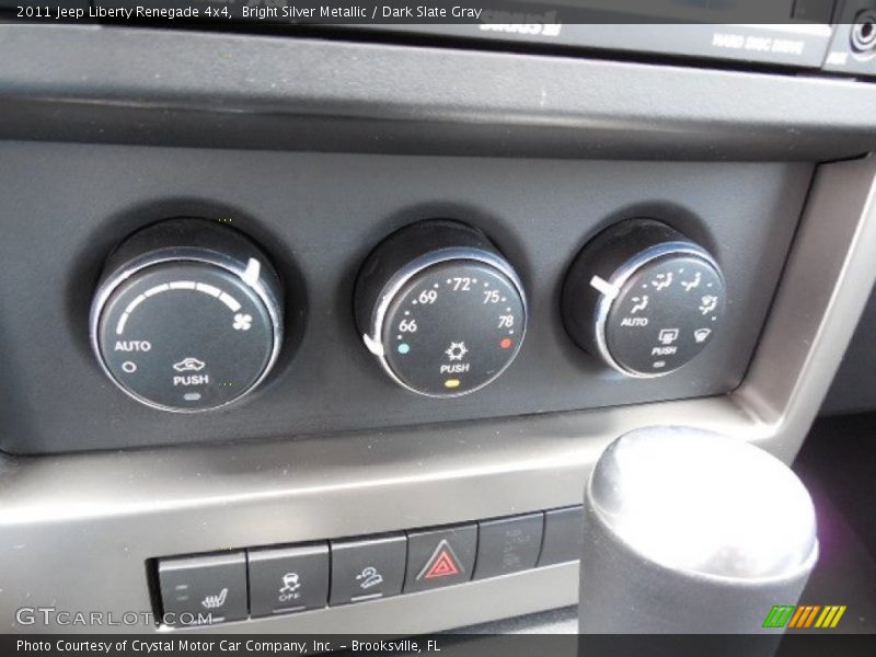 Bright Silver Metallic / Dark Slate Gray 2011 Jeep Liberty Renegade 4x4