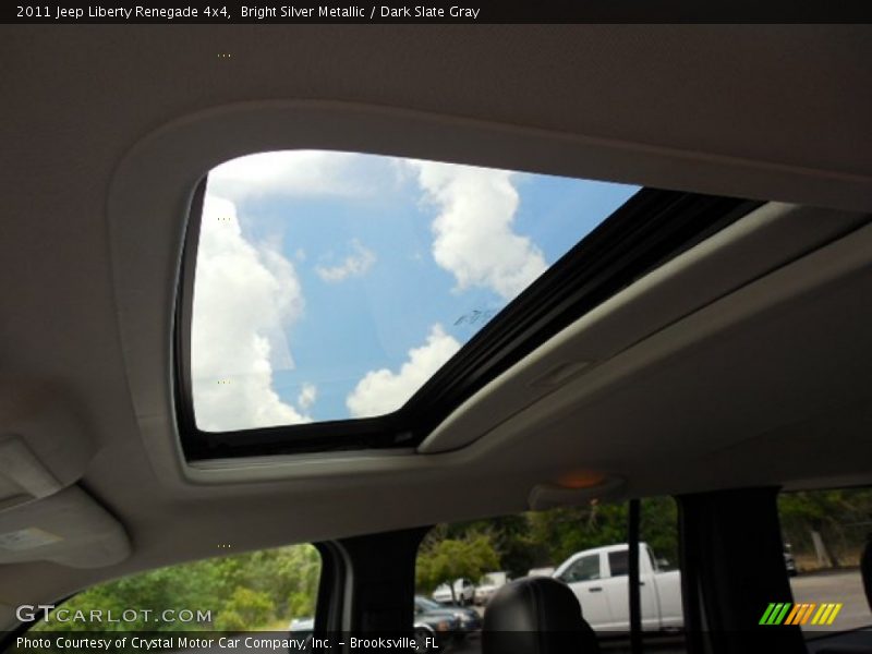 Bright Silver Metallic / Dark Slate Gray 2011 Jeep Liberty Renegade 4x4