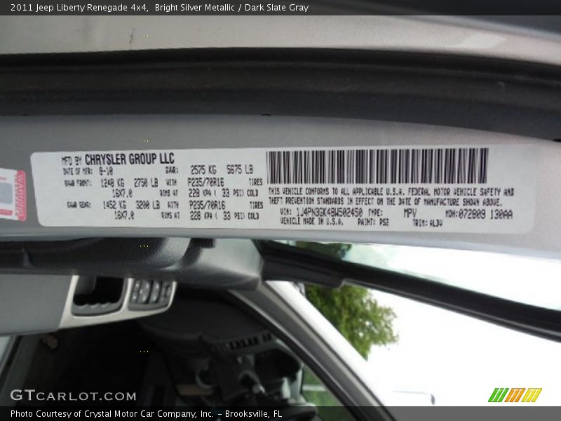 Bright Silver Metallic / Dark Slate Gray 2011 Jeep Liberty Renegade 4x4