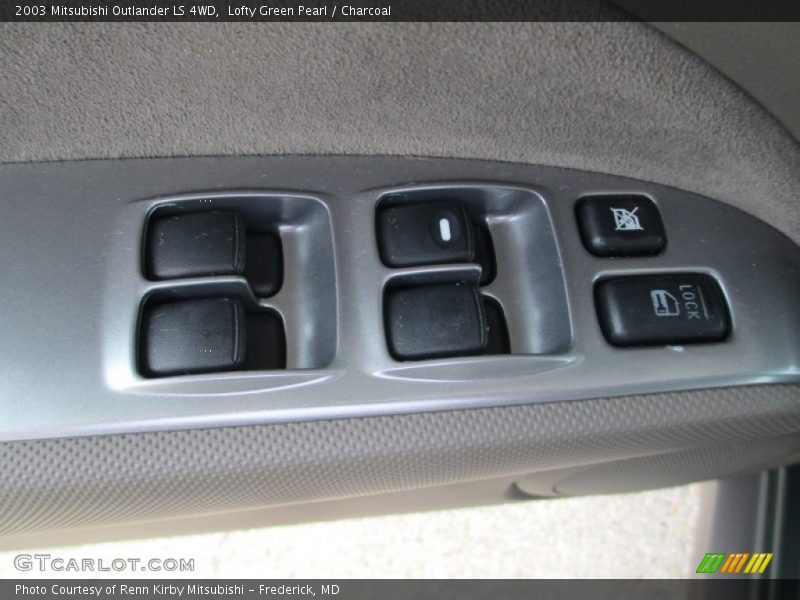 Lofty Green Pearl / Charcoal 2003 Mitsubishi Outlander LS 4WD