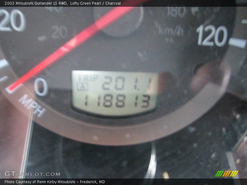 Lofty Green Pearl / Charcoal 2003 Mitsubishi Outlander LS 4WD