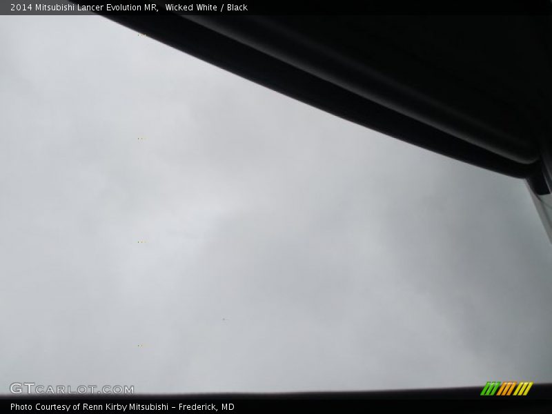 Wicked White / Black 2014 Mitsubishi Lancer Evolution MR