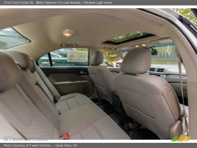 White Platinum Tri-coat Metallic / Medium Light Stone 2010 Ford Fusion SE