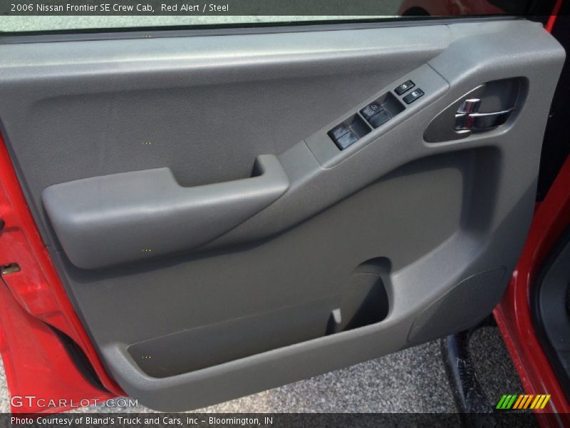 Red Alert / Steel 2006 Nissan Frontier SE Crew Cab