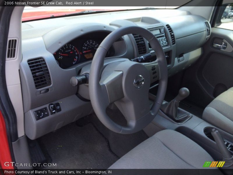  2006 Frontier SE Crew Cab Steel Interior