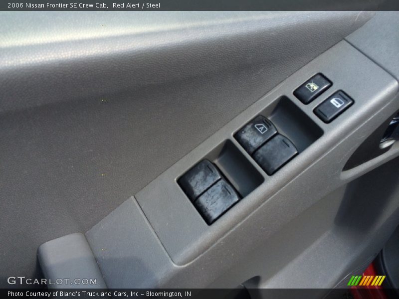 Red Alert / Steel 2006 Nissan Frontier SE Crew Cab