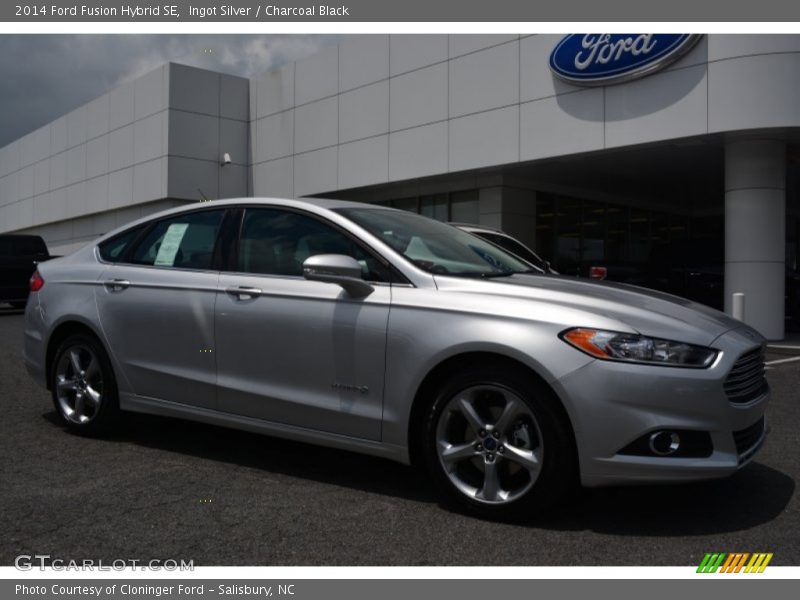 Ingot Silver / Charcoal Black 2014 Ford Fusion Hybrid SE