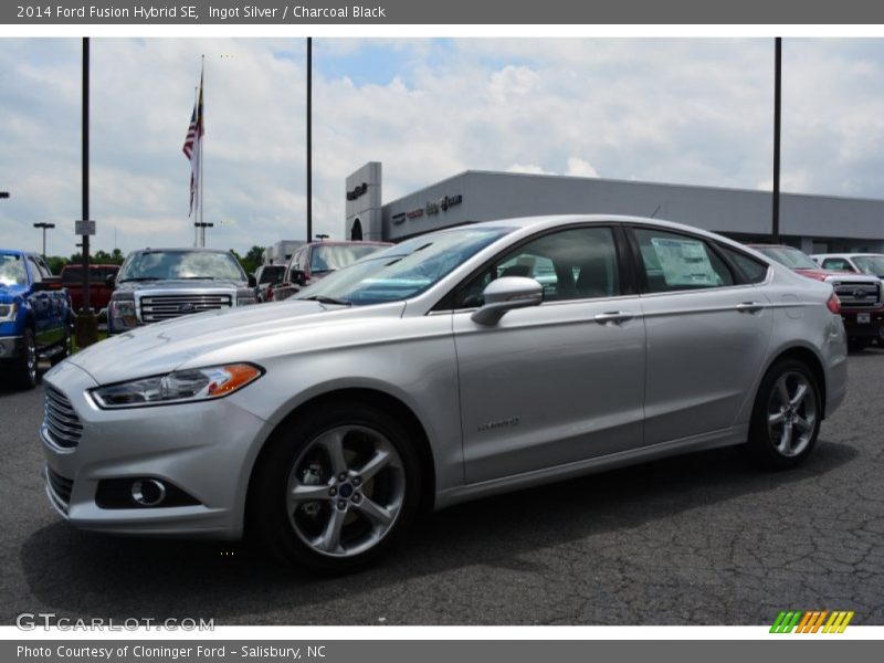 Ingot Silver / Charcoal Black 2014 Ford Fusion Hybrid SE