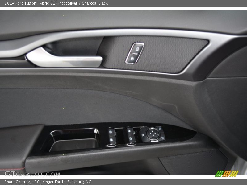 Ingot Silver / Charcoal Black 2014 Ford Fusion Hybrid SE