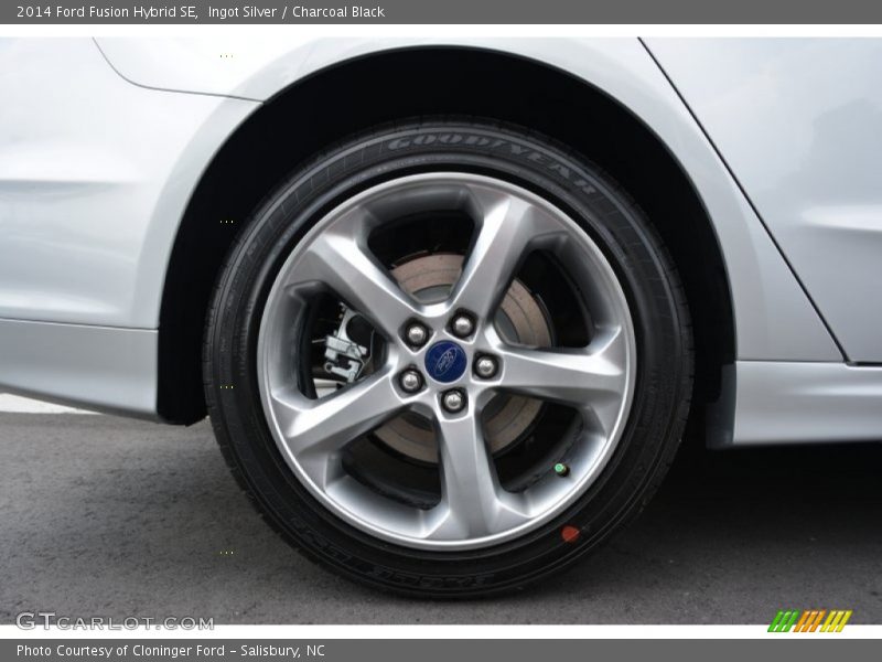 Ingot Silver / Charcoal Black 2014 Ford Fusion Hybrid SE