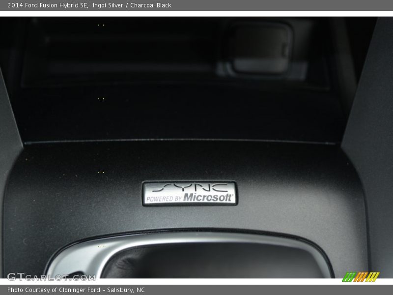 Ingot Silver / Charcoal Black 2014 Ford Fusion Hybrid SE
