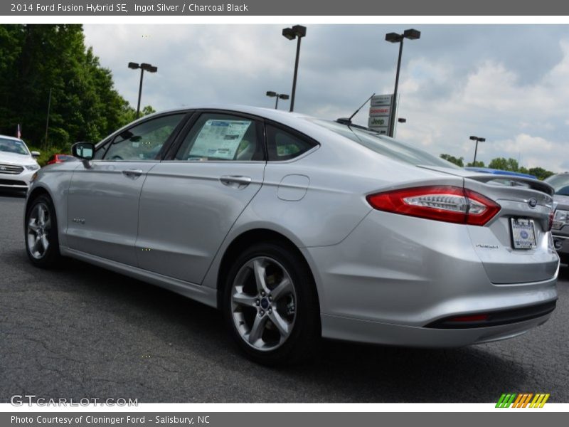 Ingot Silver / Charcoal Black 2014 Ford Fusion Hybrid SE