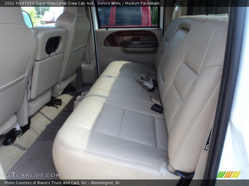 Oxford White / Medium Parchment 2002 Ford F350 Super Duty Lariat Crew Cab 4x4