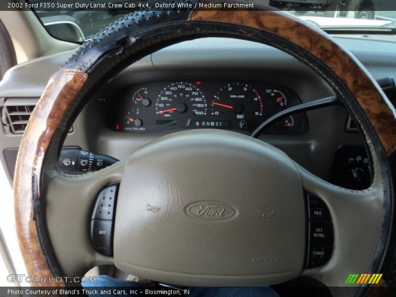 Oxford White / Medium Parchment 2002 Ford F350 Super Duty Lariat Crew Cab 4x4