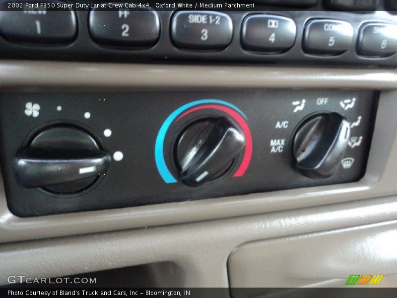 Oxford White / Medium Parchment 2002 Ford F350 Super Duty Lariat Crew Cab 4x4