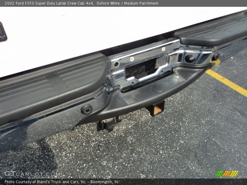 Oxford White / Medium Parchment 2002 Ford F350 Super Duty Lariat Crew Cab 4x4