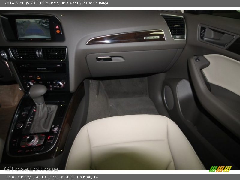 Ibis White / Pistachio Beige 2014 Audi Q5 2.0 TFSI quattro