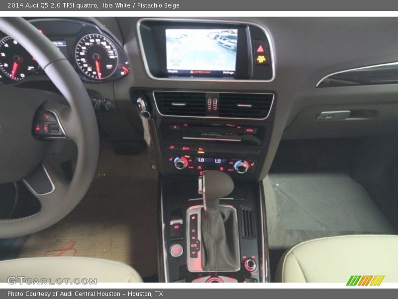 Ibis White / Pistachio Beige 2014 Audi Q5 2.0 TFSI quattro