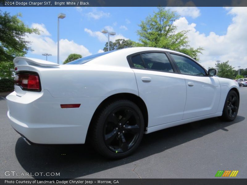 Bright White / Black 2014 Dodge Charger SXT