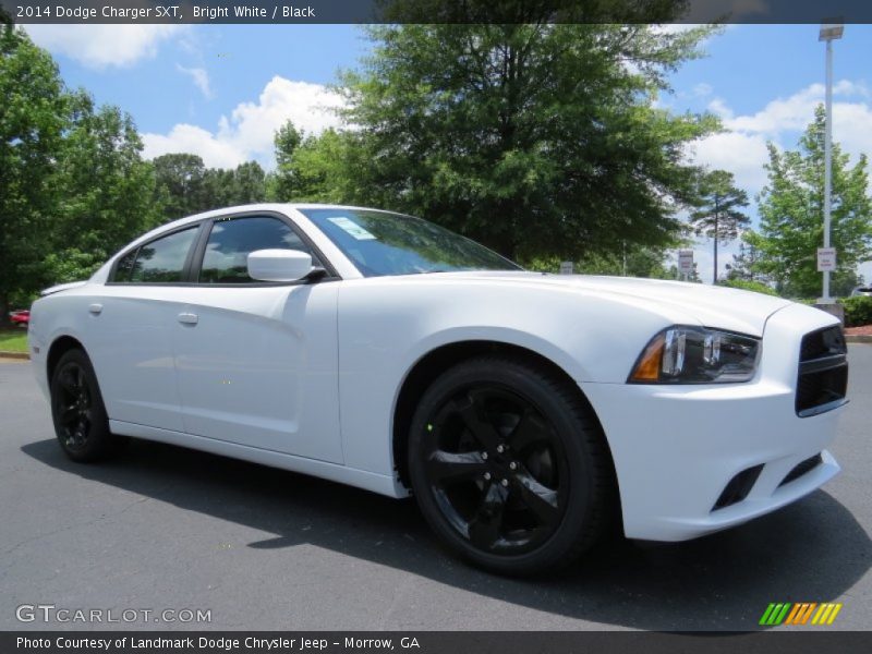 Bright White / Black 2014 Dodge Charger SXT