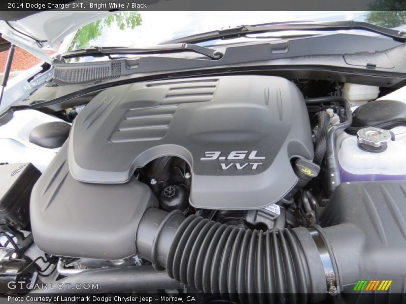 Bright White / Black 2014 Dodge Charger SXT