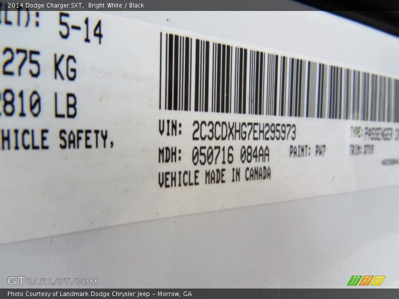 Bright White / Black 2014 Dodge Charger SXT
