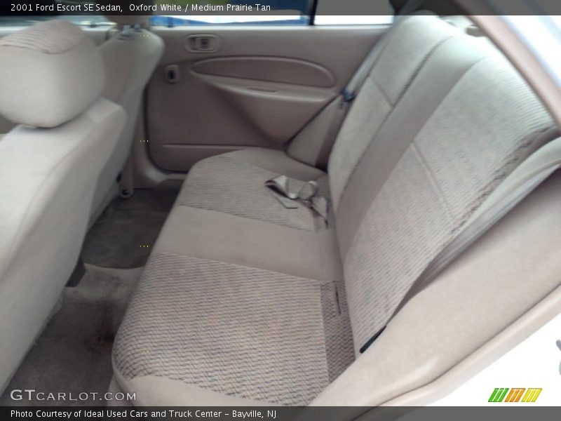Oxford White / Medium Prairie Tan 2001 Ford Escort SE Sedan