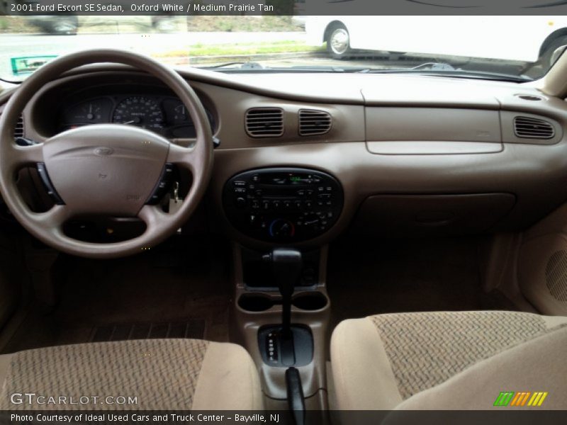 Oxford White / Medium Prairie Tan 2001 Ford Escort SE Sedan