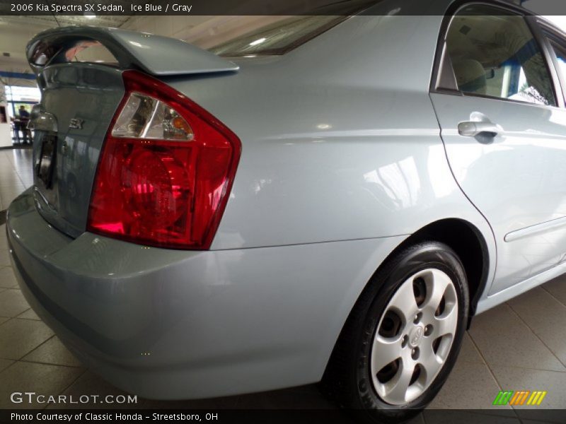 Ice Blue / Gray 2006 Kia Spectra SX Sedan