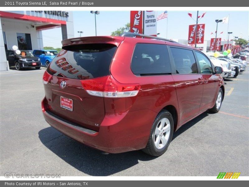Salsa Red Pearl / Bisque 2011 Toyota Sienna LE