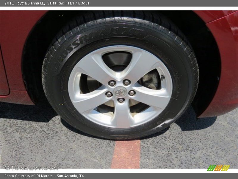 Salsa Red Pearl / Bisque 2011 Toyota Sienna LE