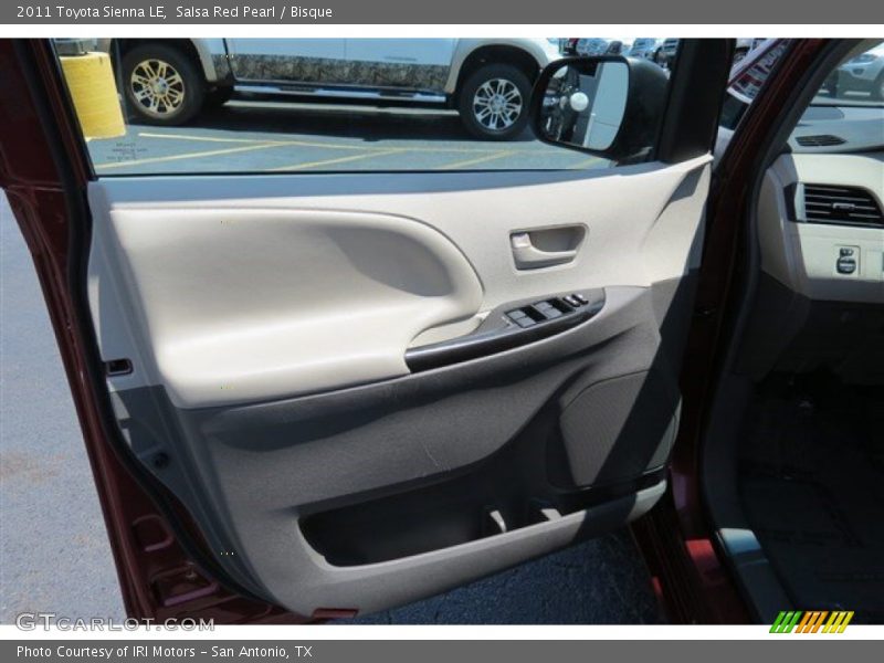 Salsa Red Pearl / Bisque 2011 Toyota Sienna LE