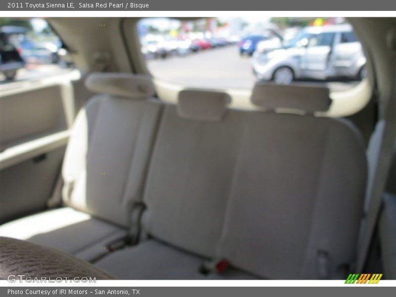 Salsa Red Pearl / Bisque 2011 Toyota Sienna LE