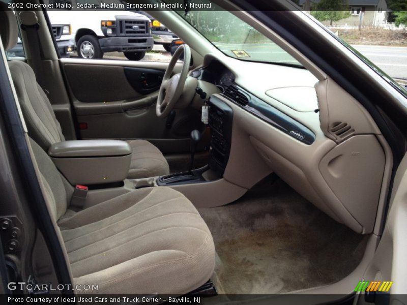 Medium Bronzemist Metallic / Neutral 2002 Chevrolet Malibu Sedan