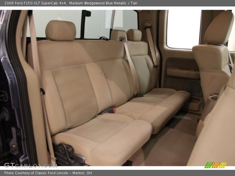 Medium Wedgewood Blue Metallic / Tan 2006 Ford F150 XLT SuperCab 4x4